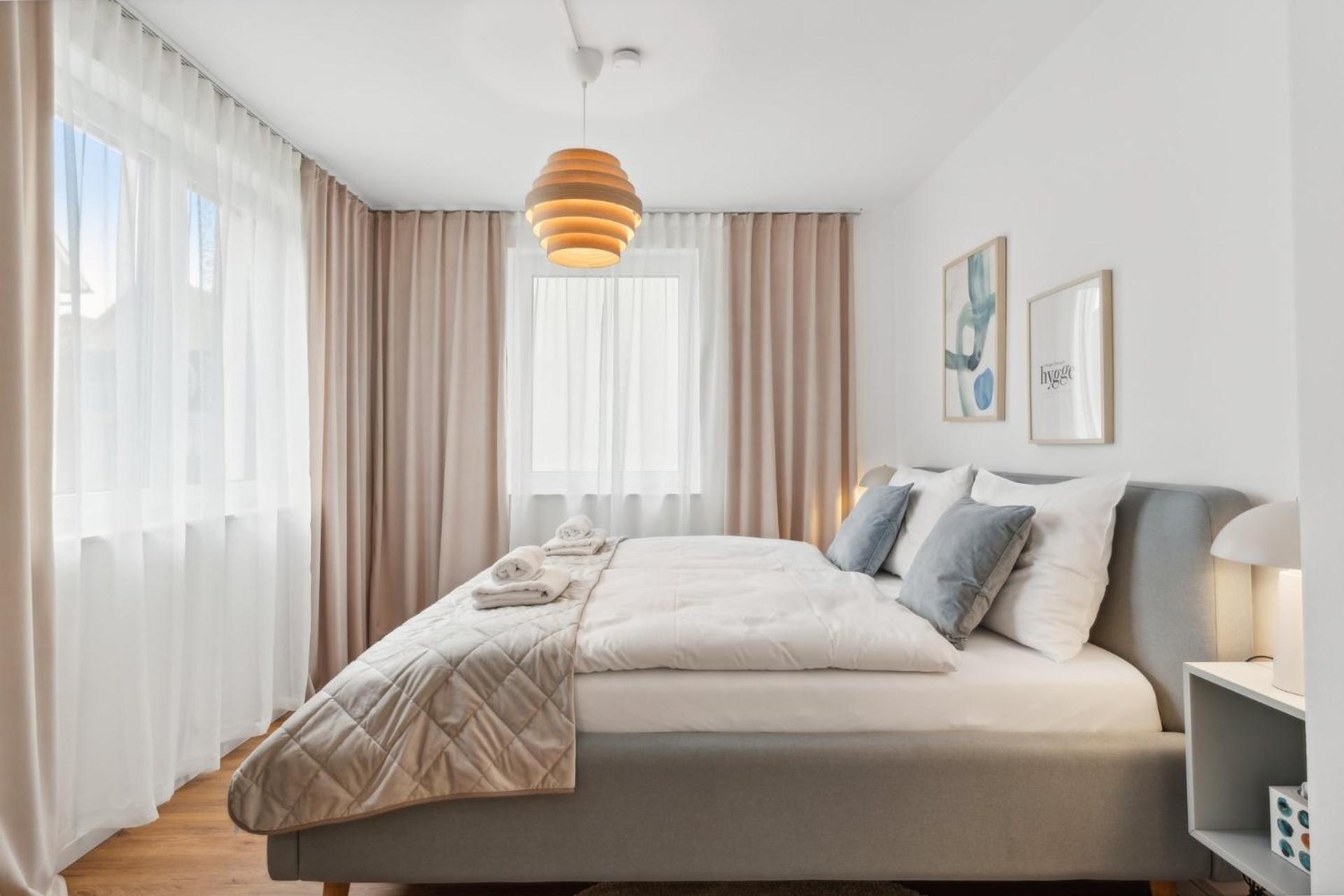 Zwei Apartments Fuer Bis Zu 8 Personen Zentral, Modern, Mit Terrasse & Balkon Bielefeld Exterior foto